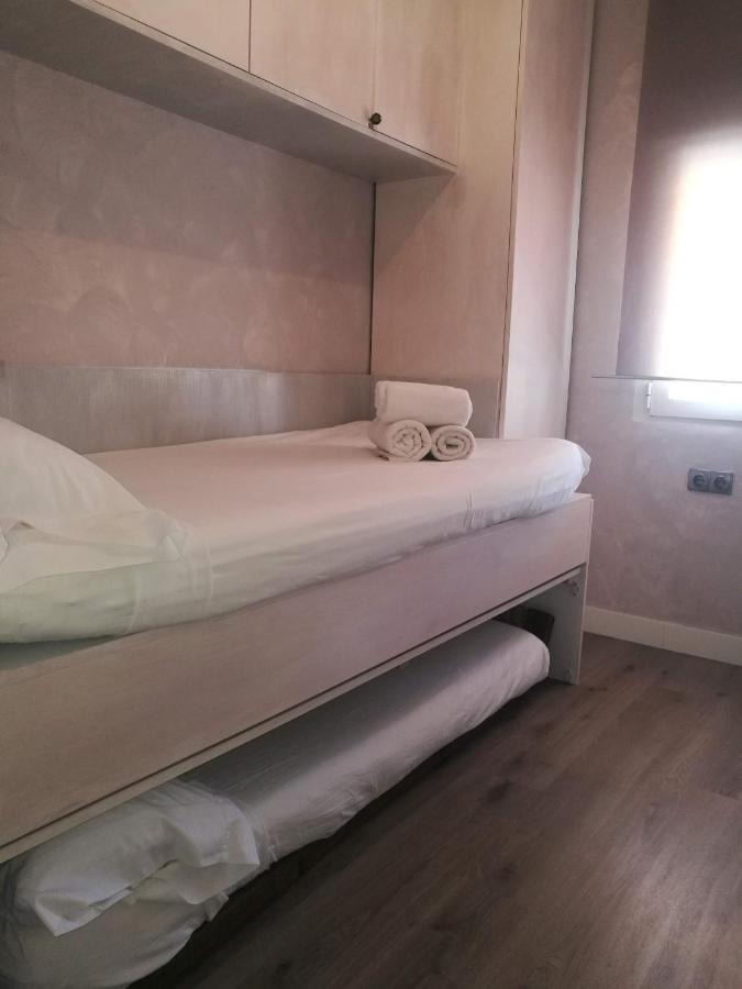 Sitges Oasis Daire Oda fotoğraf