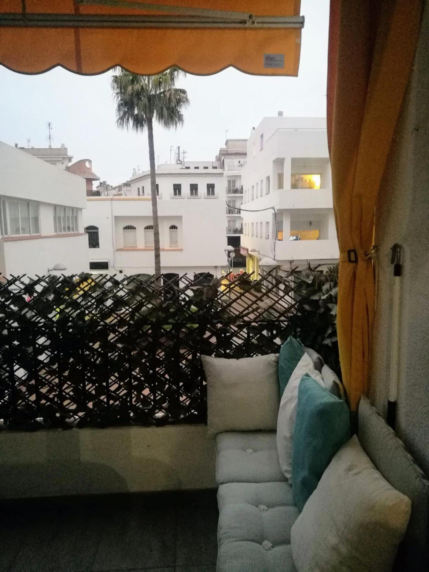 Sitges Oasis Daire Oda fotoğraf